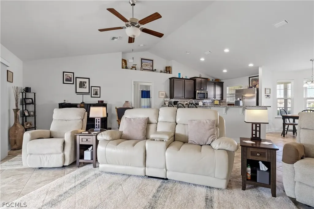 2801 NW 2nd Place Cape Coral FL 33993