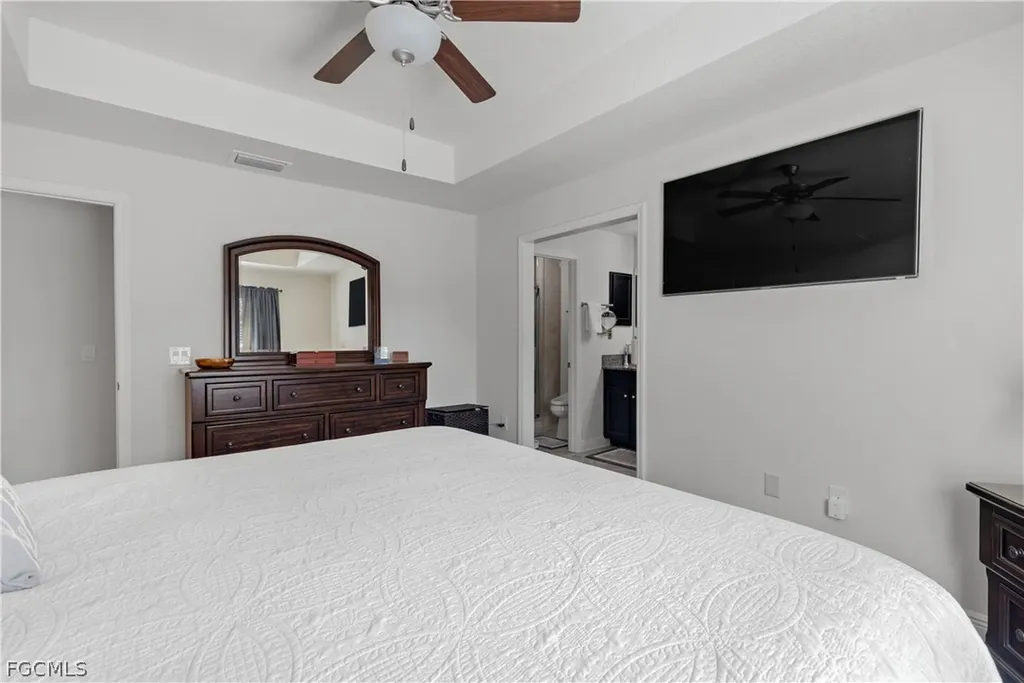 2801 NW 2nd Place Cape Coral FL 33993