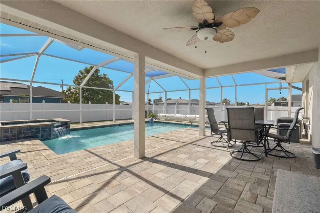 2801 NW 2nd Place Cape Coral FL 33993