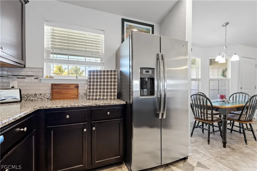 2801 NW 2nd Place Cape Coral FL 33993