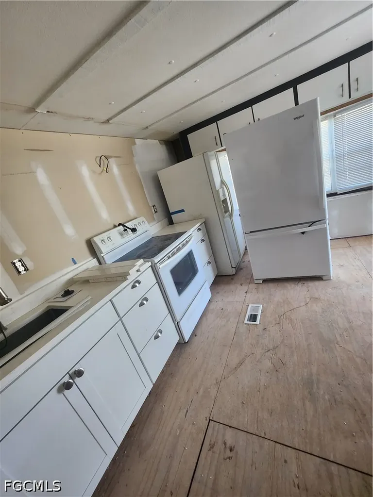 339 Shrub Lane S North Fort Myers FL 33917