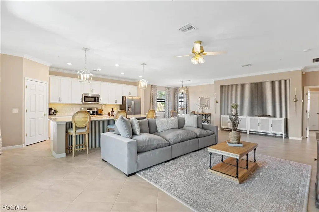 12027 Hawthorn Lake Drive Fort Myers FL 33913