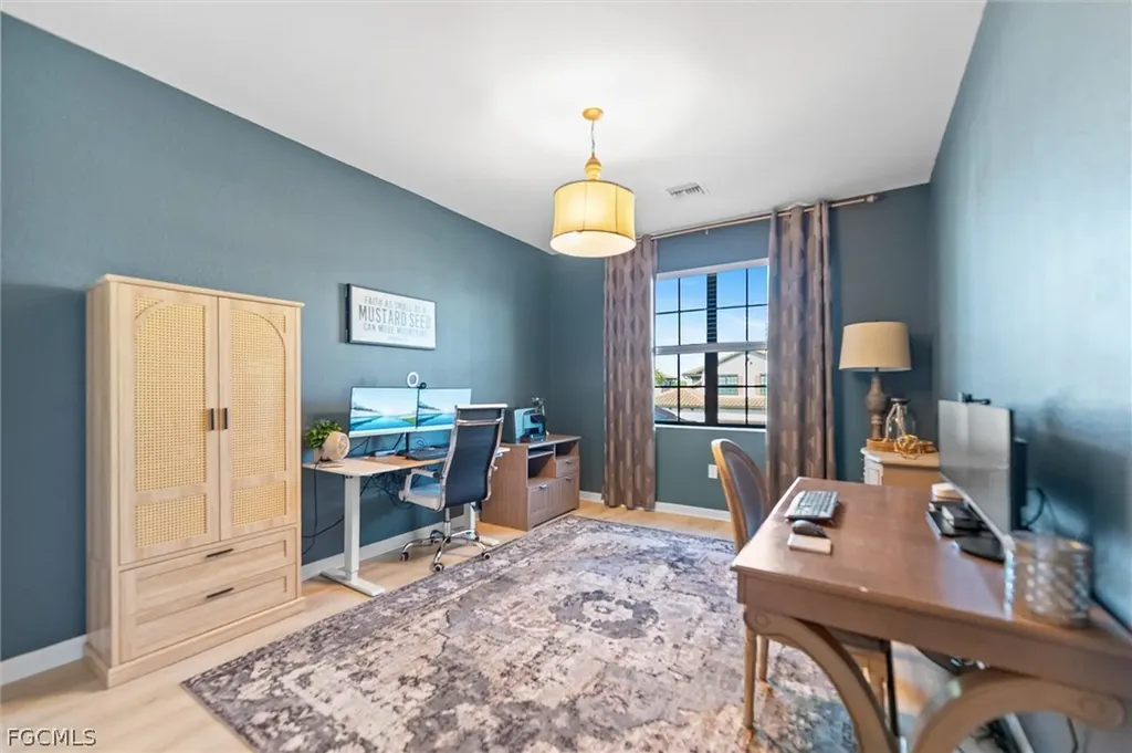 12027 Hawthorn Lake Drive Fort Myers FL 33913