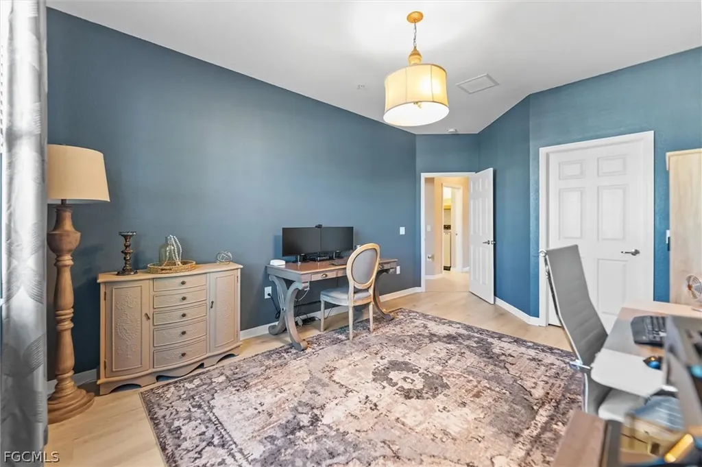 12027 Hawthorn Lake Drive Fort Myers FL 33913