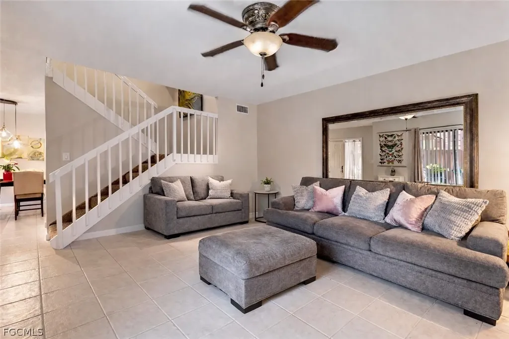5258 Cedarbend Drive Fort Myers FL 33919