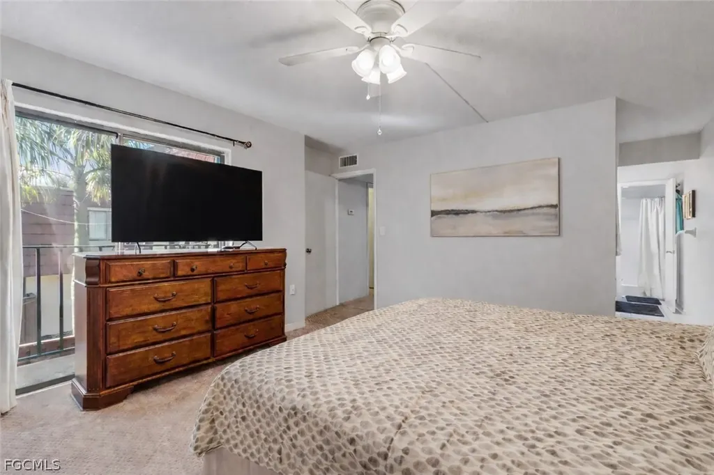 5258 Cedarbend Drive Fort Myers FL 33919