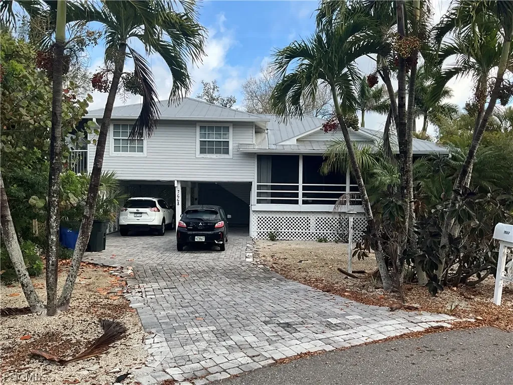 7668 Myrsine Circle Bokeelia FL 33922