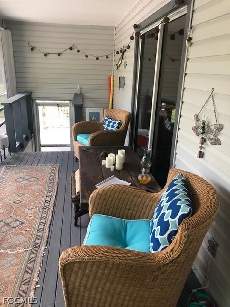 7668 Myrsine Circle Bokeelia FL 33922