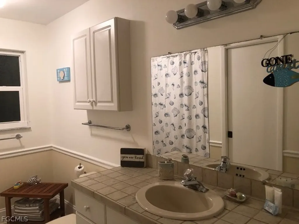 7668 Myrsine Circle Bokeelia FL 33922