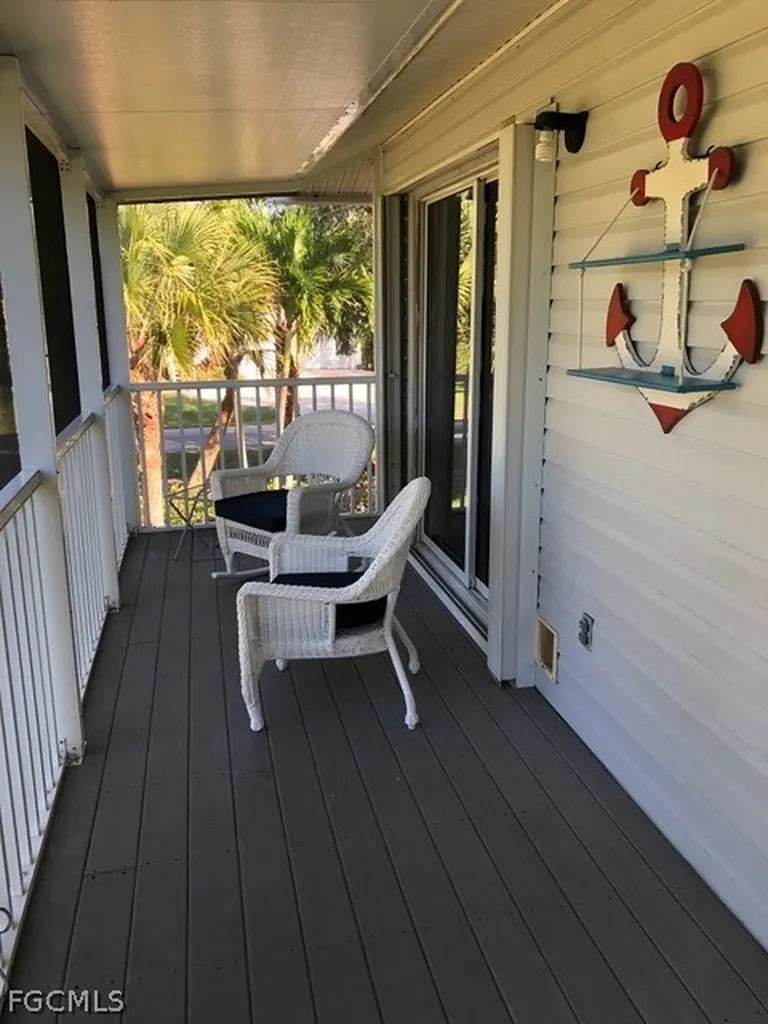 7668 Myrsine Circle Bokeelia FL 33922