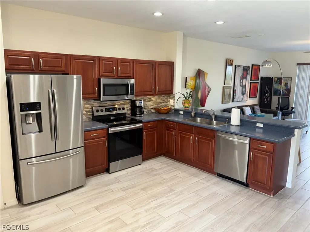 8451 Village Edge Circle Fort Myers FL 33919