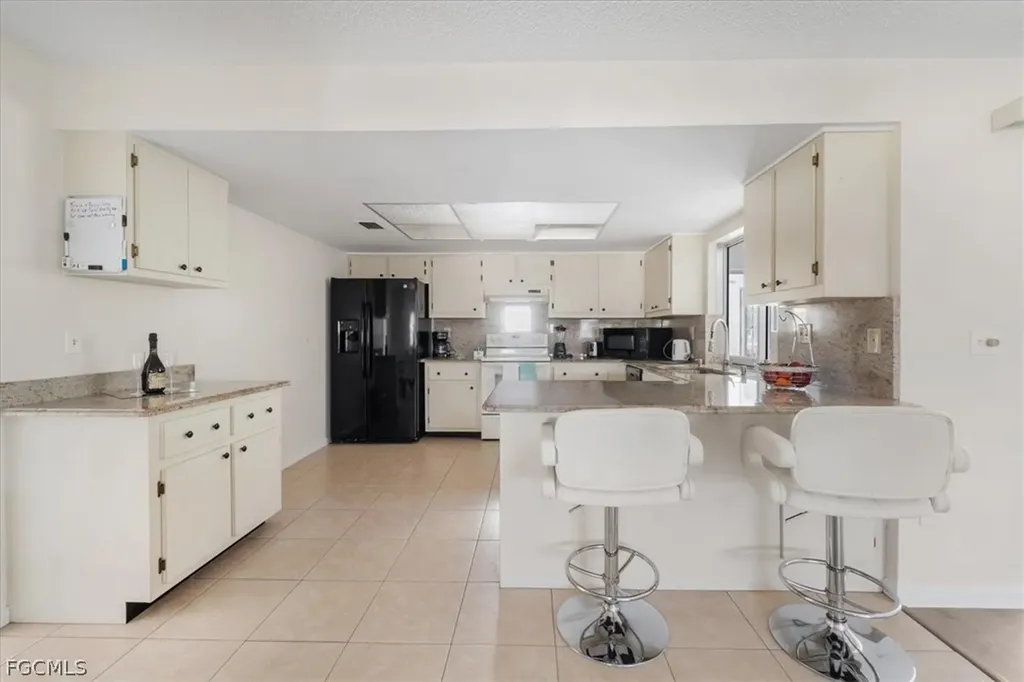 1503 SW 38th Street Cape Coral FL 33914