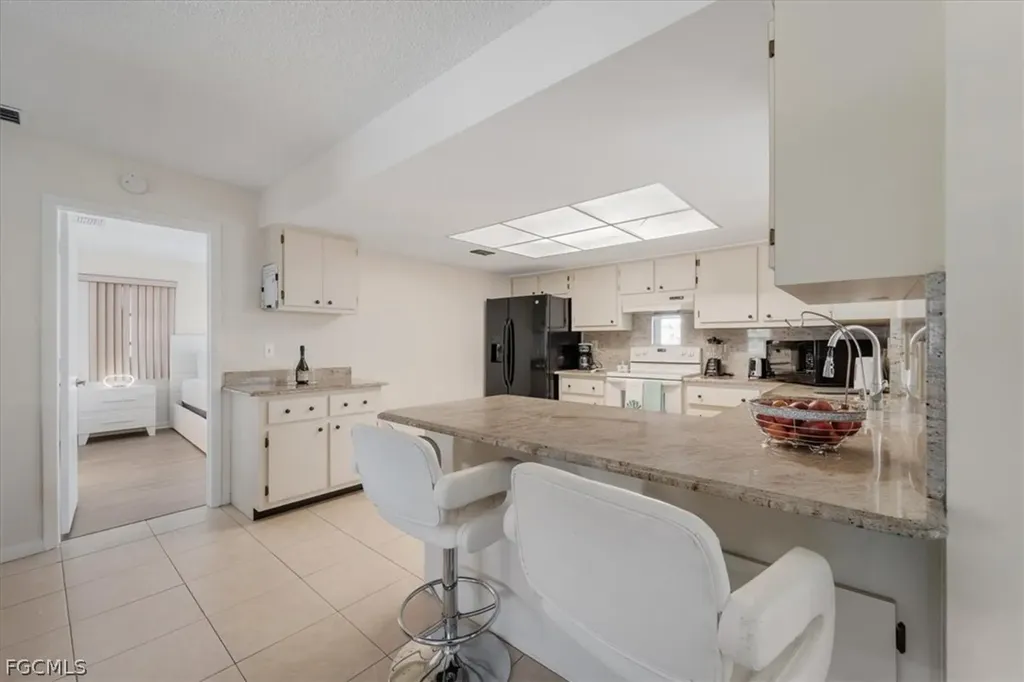 1503 SW 38th Street Cape Coral FL 33914
