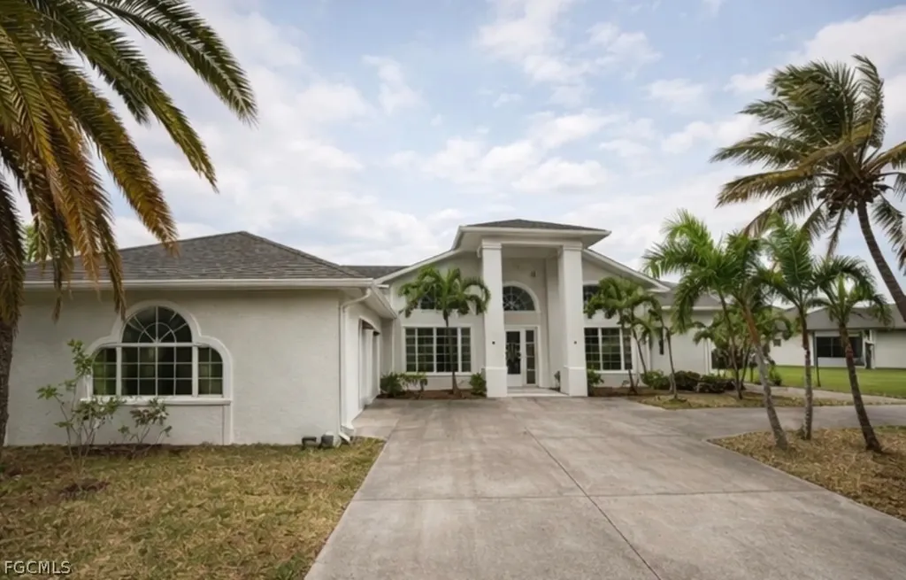 2228 SW 43rd Street Cape Coral FL 33914