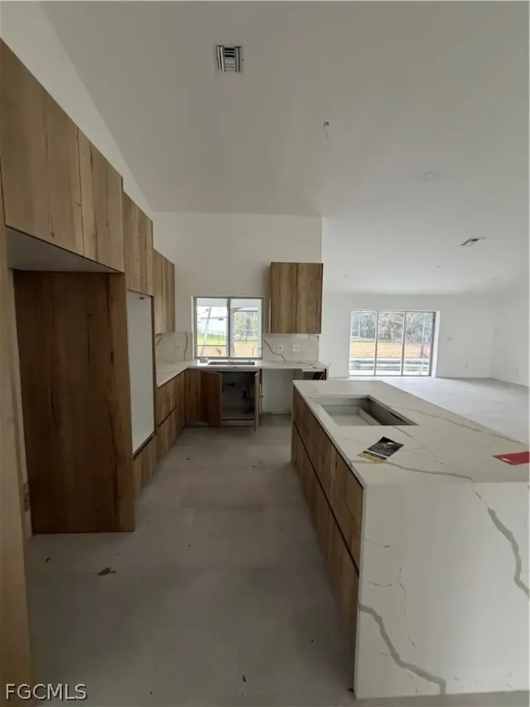 2228 SW 43rd Street Cape Coral FL 33914