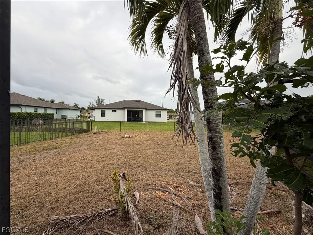 2228 SW 43rd Street Cape Coral FL 33914