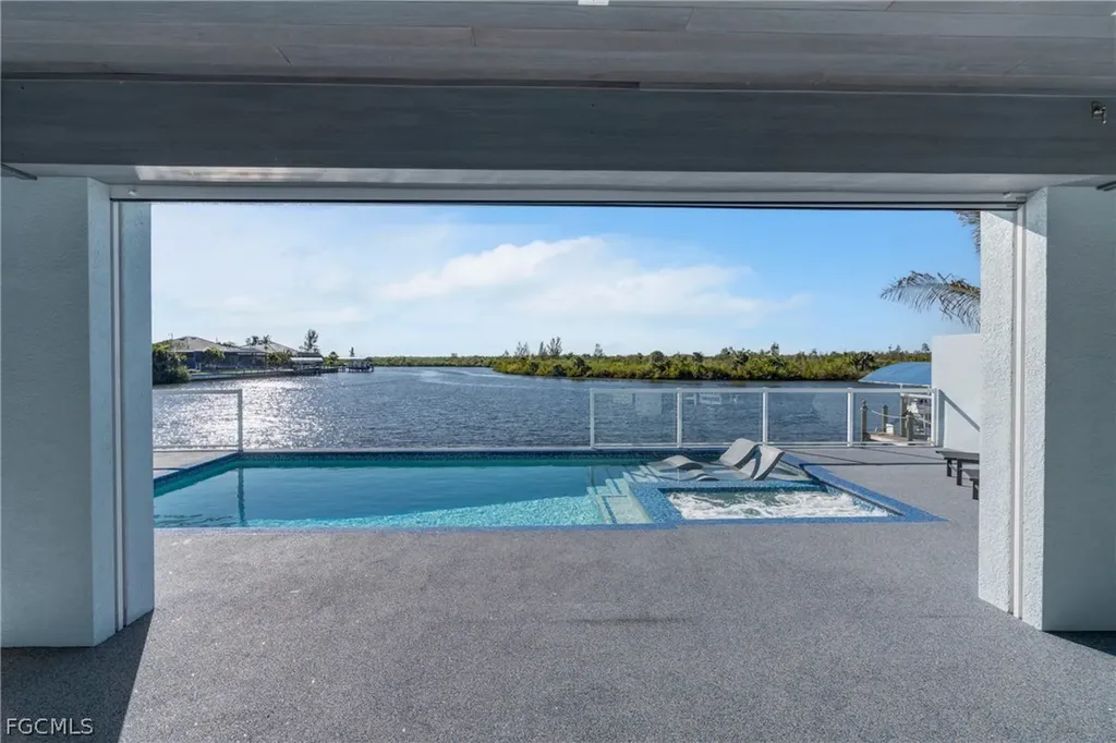 3434 NW 46th Place Cape Coral FL 33993