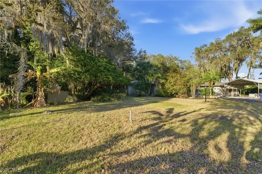 13101 Idylwild Road Fort Myers FL 33905