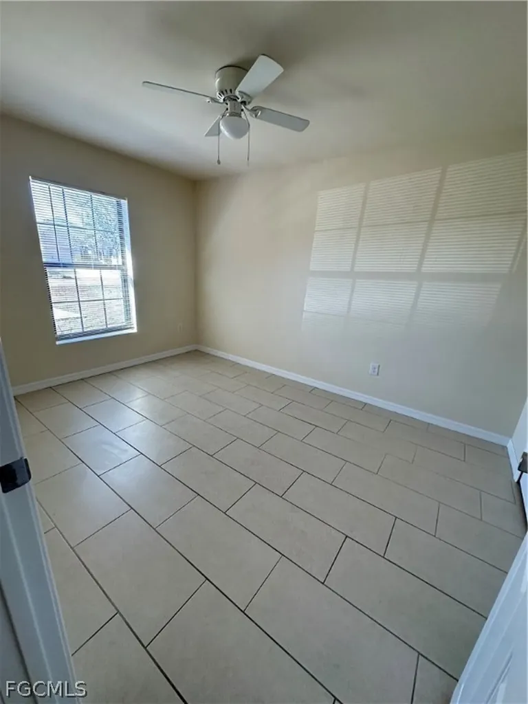 4521 SW 9th Avenue Cape Coral FL 33914