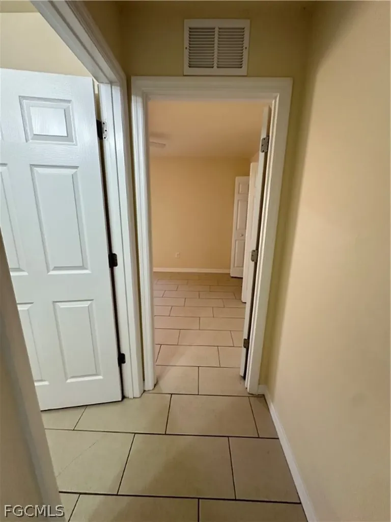 4521 SW 9th Avenue Cape Coral FL 33914