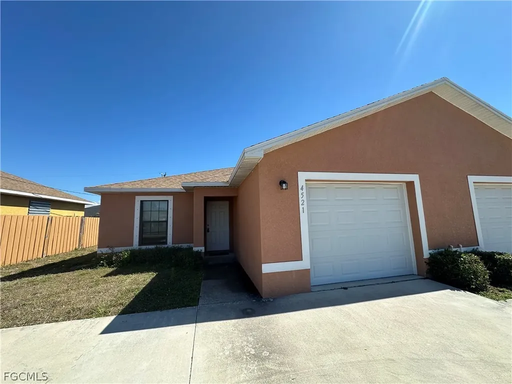 4521 SW 9th Avenue Cape Coral FL 33914