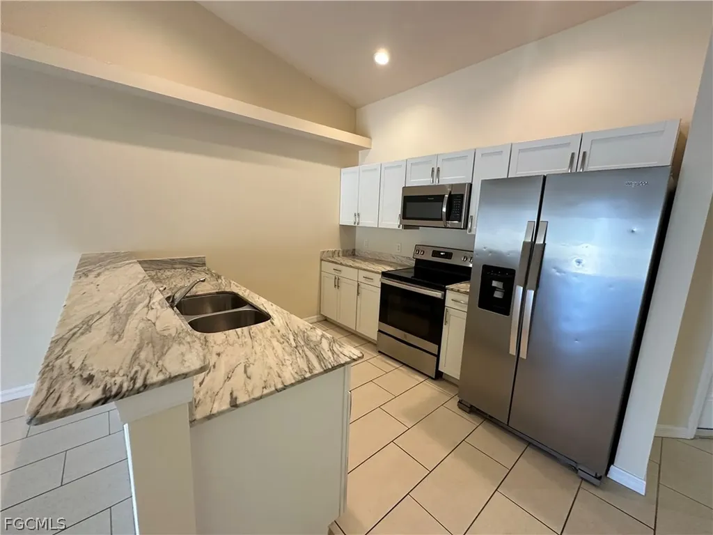 4521 SW 9th Avenue Cape Coral FL 33914