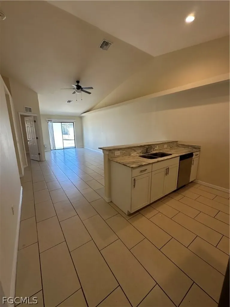 4521 SW 9th Avenue Cape Coral FL 33914