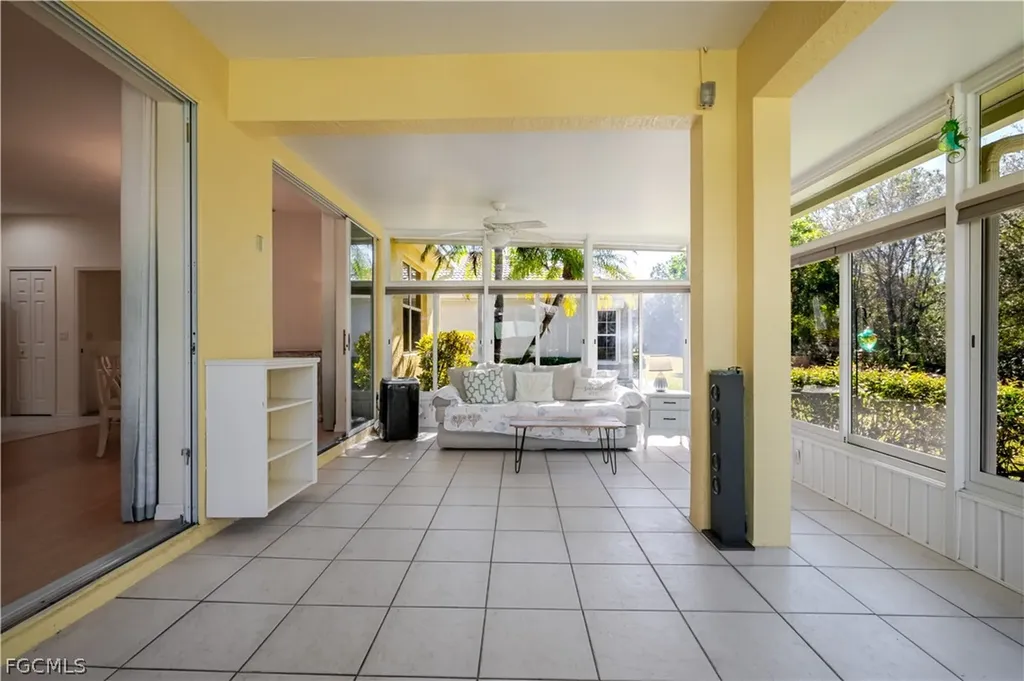 2040 Embarcadero Way North Fort Myers FL 33917