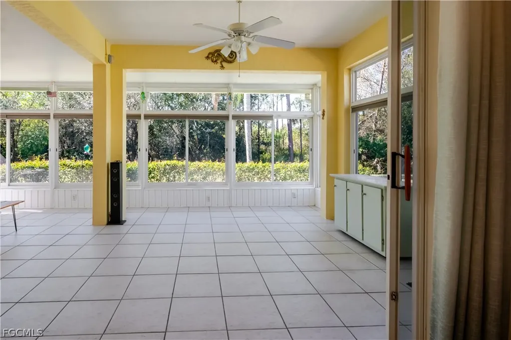 2040 Embarcadero Way North Fort Myers FL 33917