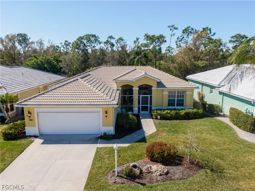 2040 Embarcadero Way North Fort Myers FL 33917
