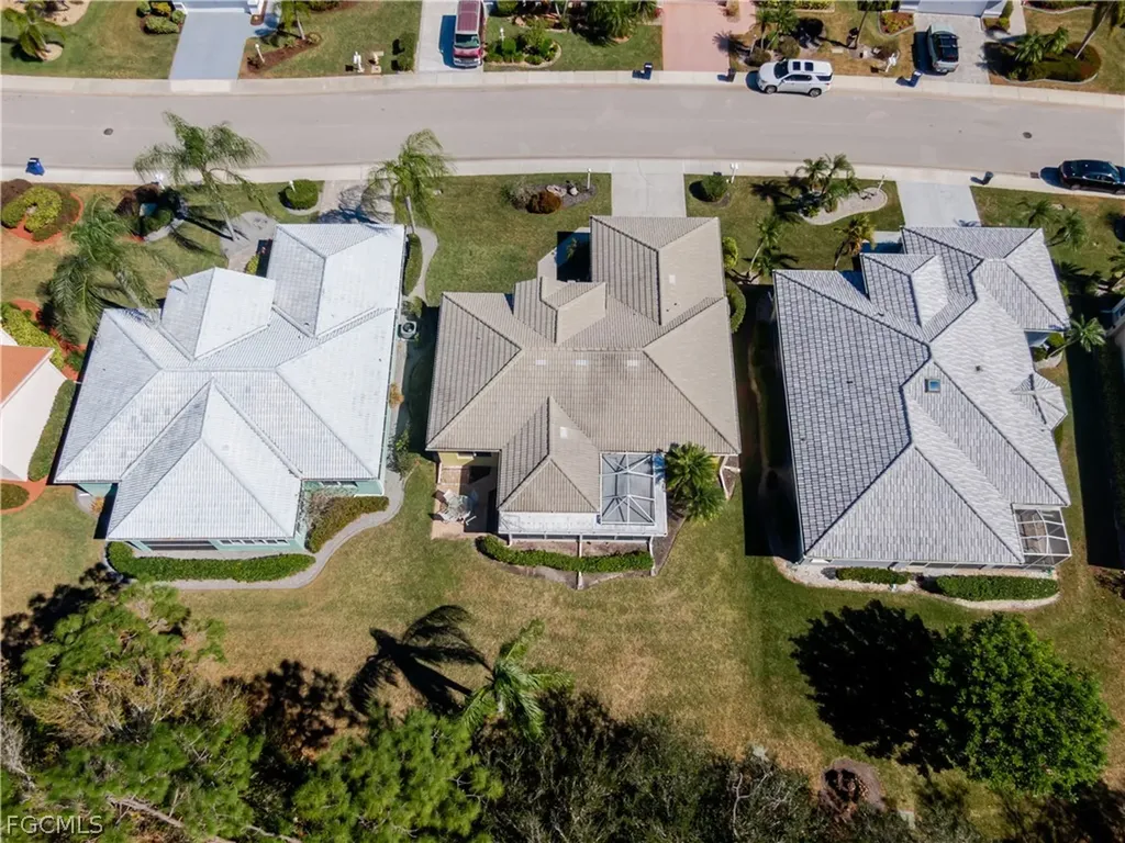 2040 Embarcadero Way North Fort Myers FL 33917