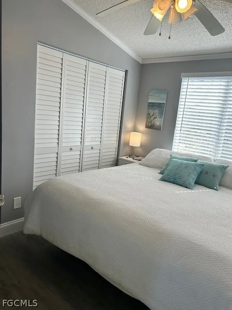 19681 Summerlin Road Fort Myers FL 33908