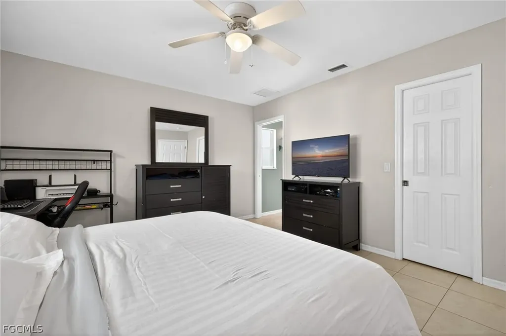 113 NW 14th Street Cape Coral FL 33993