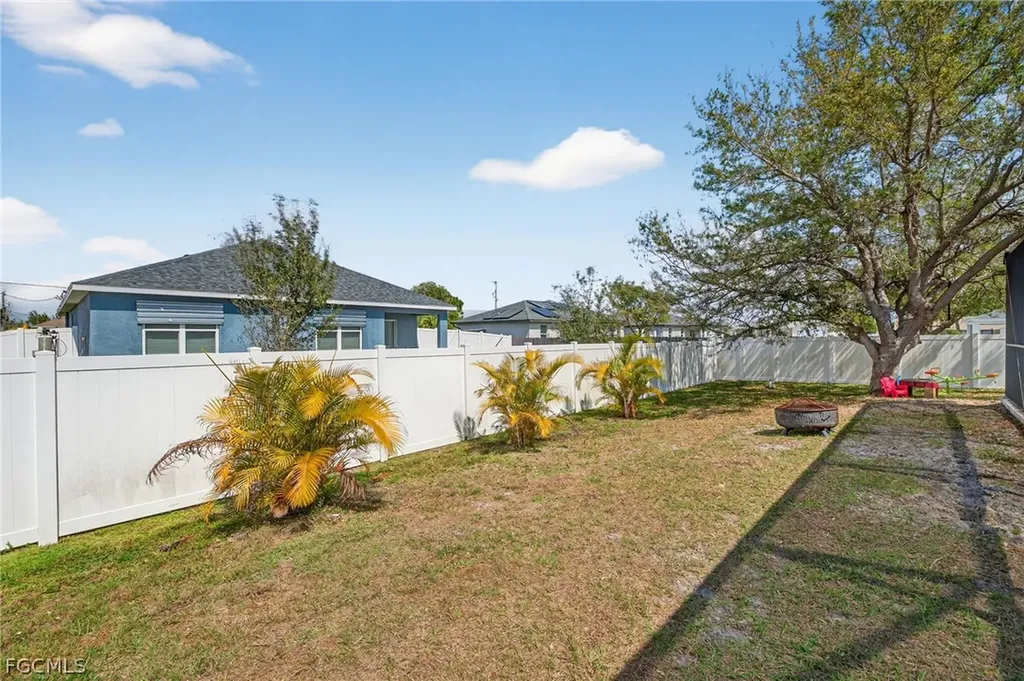 113 NW 14th Street Cape Coral FL 33993