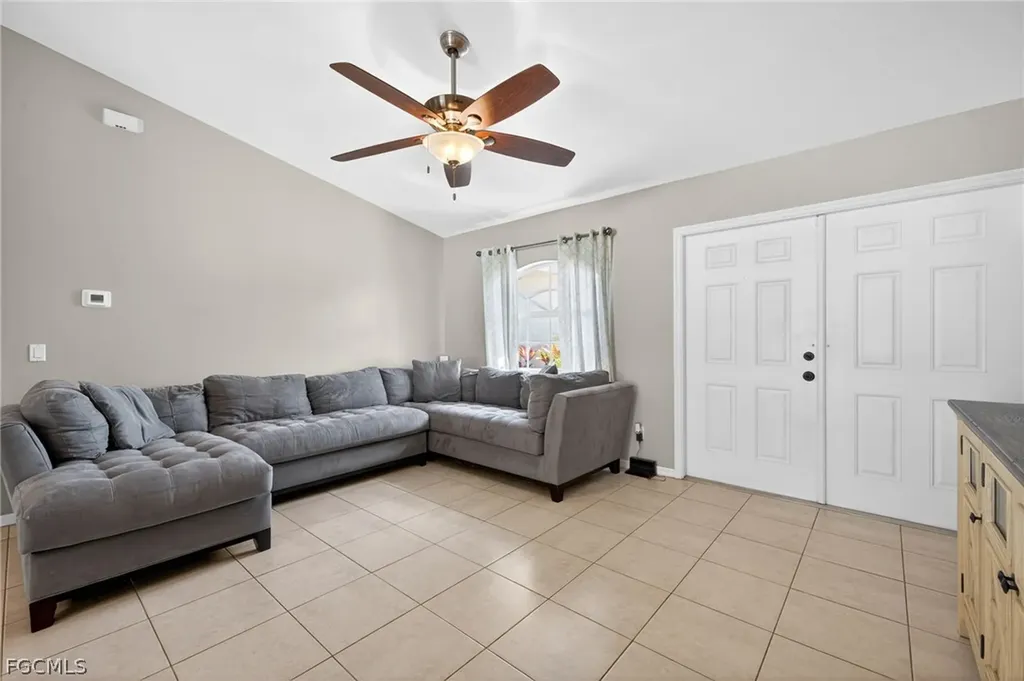 113 NW 14th Street Cape Coral FL 33993