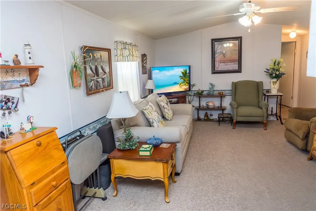 12130 Palm Drive Fort Myers FL 33908