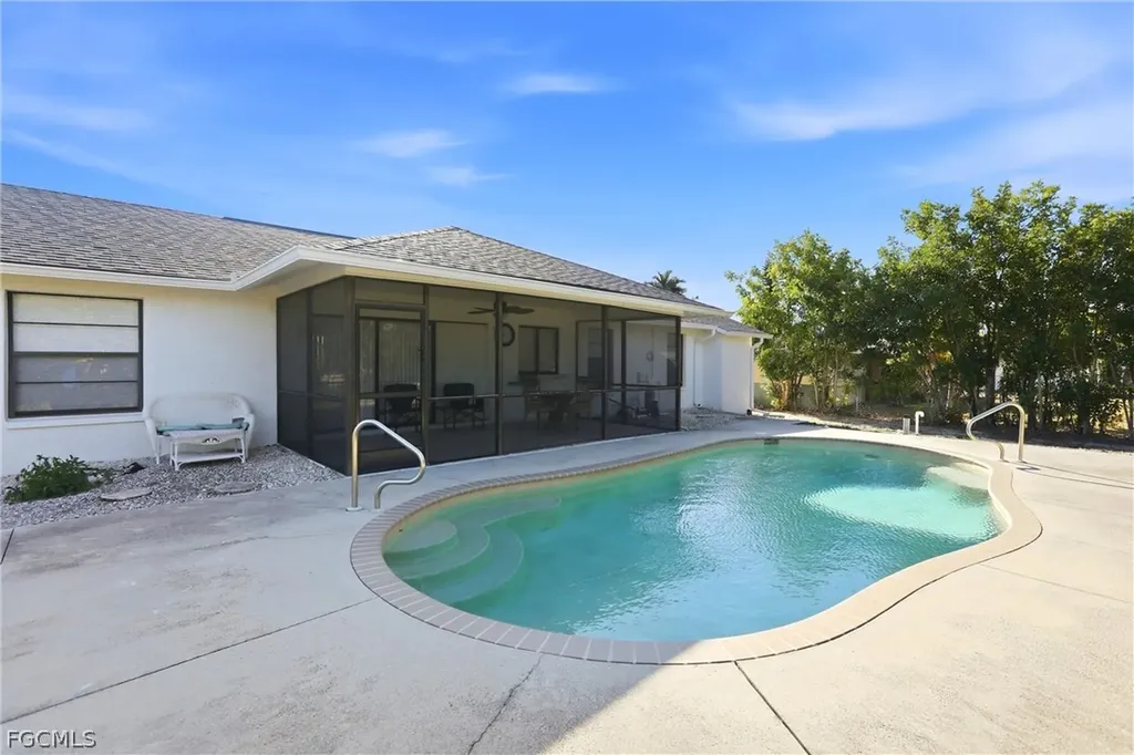 4108 SW 6th Avenue Cape Coral FL 33914
