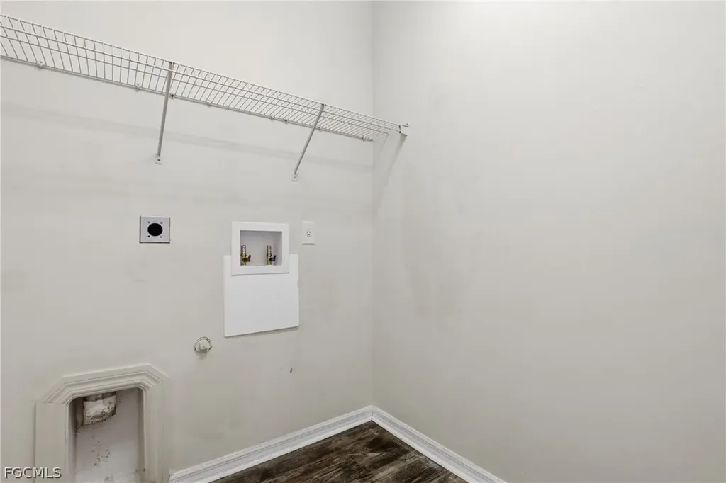 1921 NW 20th Street Cape Coral FL 33993