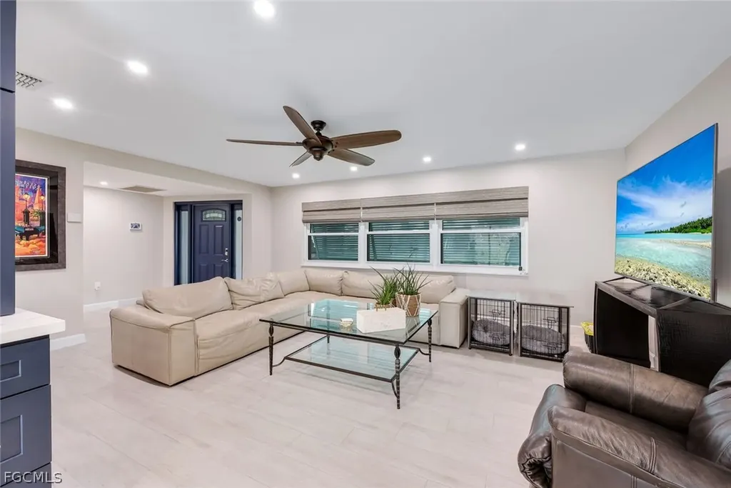 419 Pinecrest Court Cape Coral FL 33904