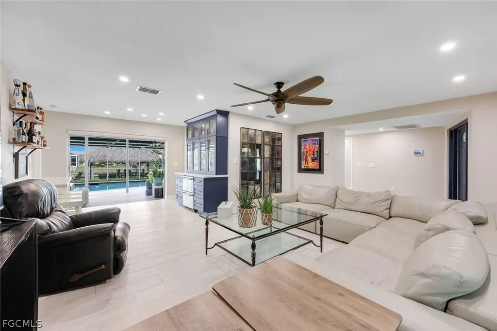 419 Pinecrest Court Cape Coral FL 33904