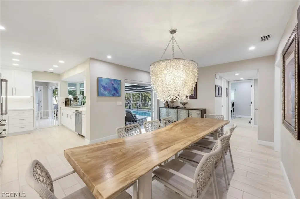 419 Pinecrest Court Cape Coral FL 33904