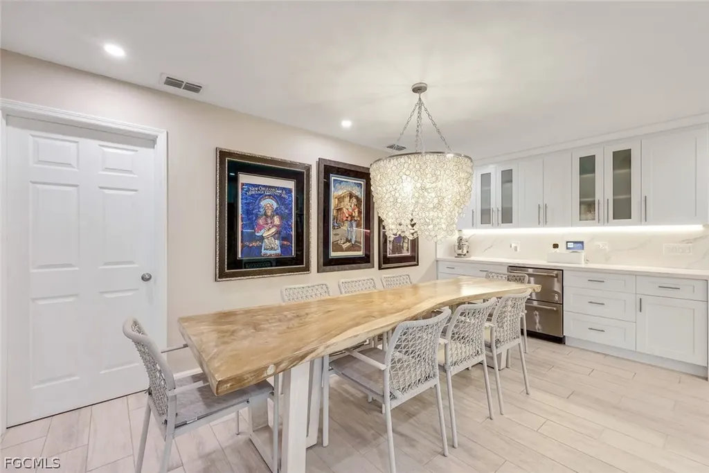 419 Pinecrest Court Cape Coral FL 33904