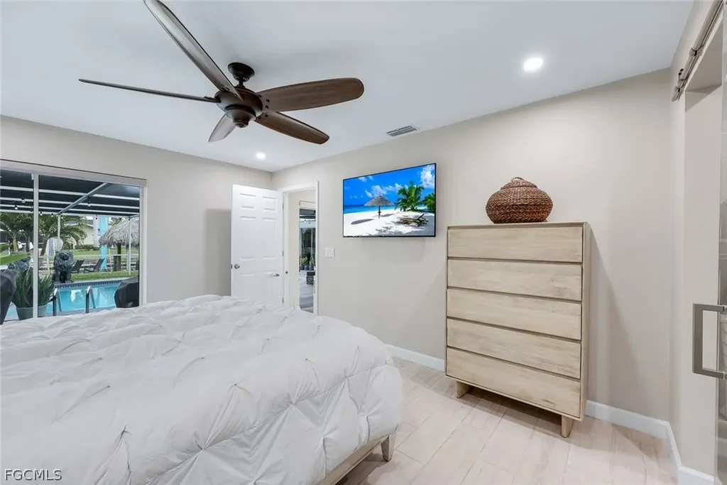 419 Pinecrest Court Cape Coral FL 33904