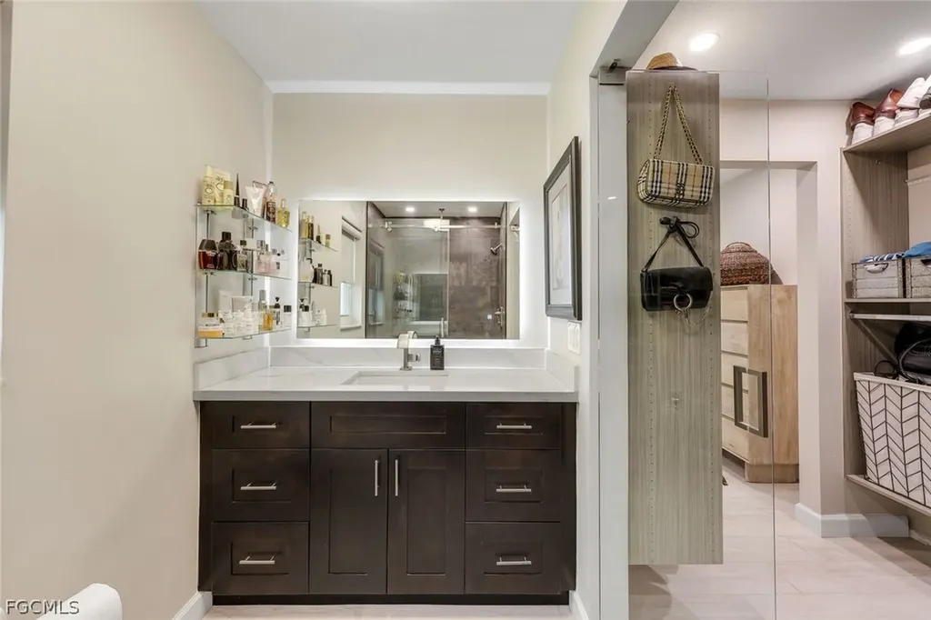 419 Pinecrest Court Cape Coral FL 33904