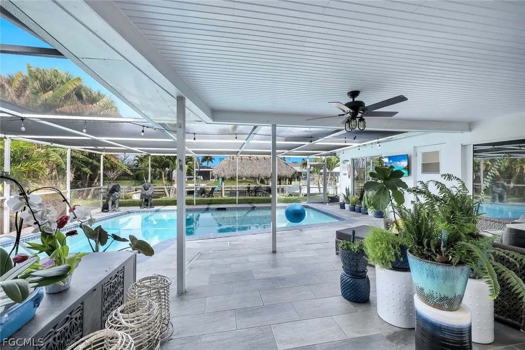 419 Pinecrest Court Cape Coral FL 33904