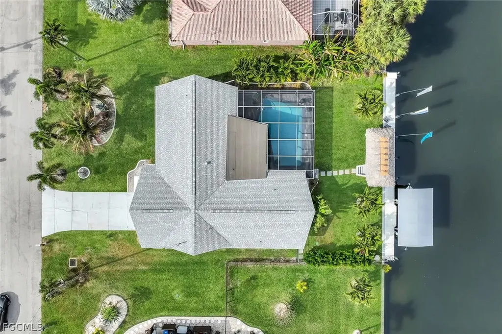 419 Pinecrest Court Cape Coral FL 33904