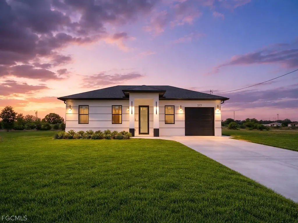 217 Pembroke Street Lehigh Acres FL 33974