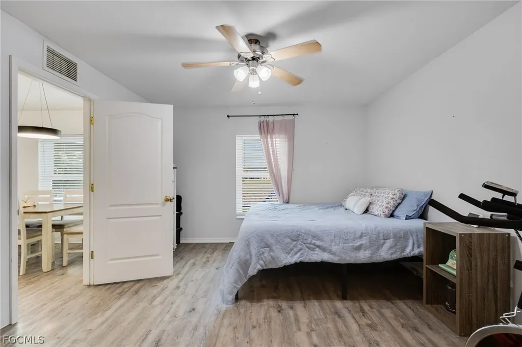 1707 SW 3rd Street Cape Coral FL 33991