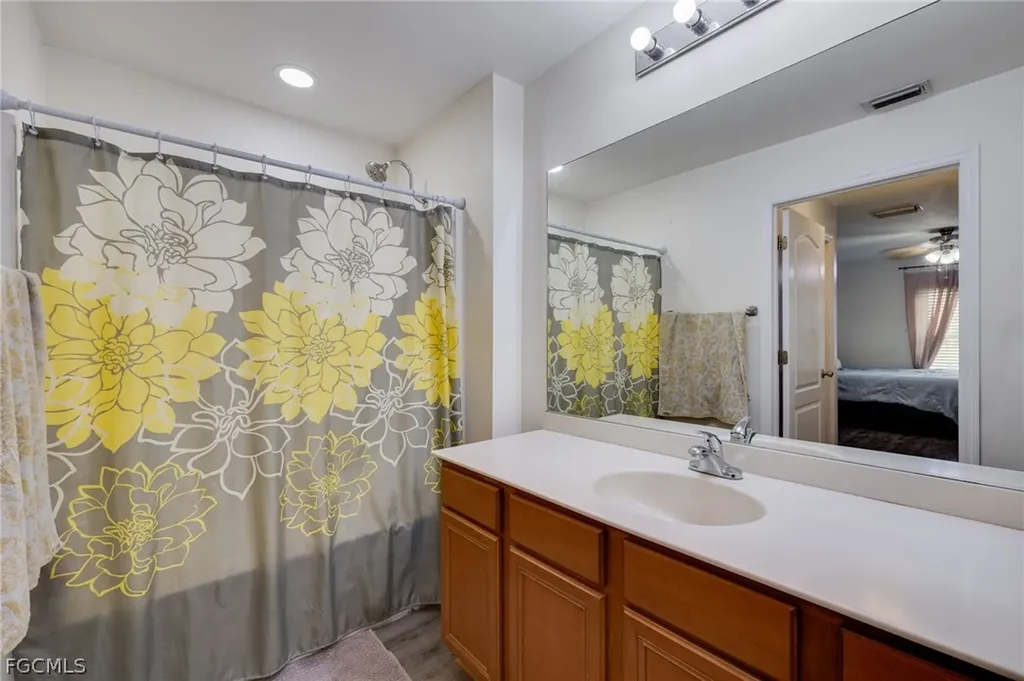 1707 SW 3rd Street Cape Coral FL 33991