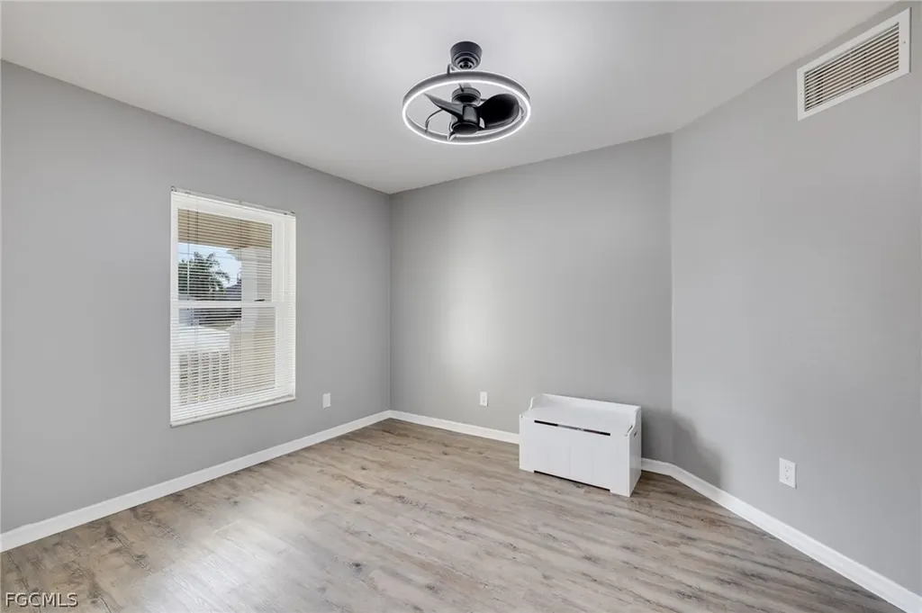 1707 SW 3rd Street Cape Coral FL 33991